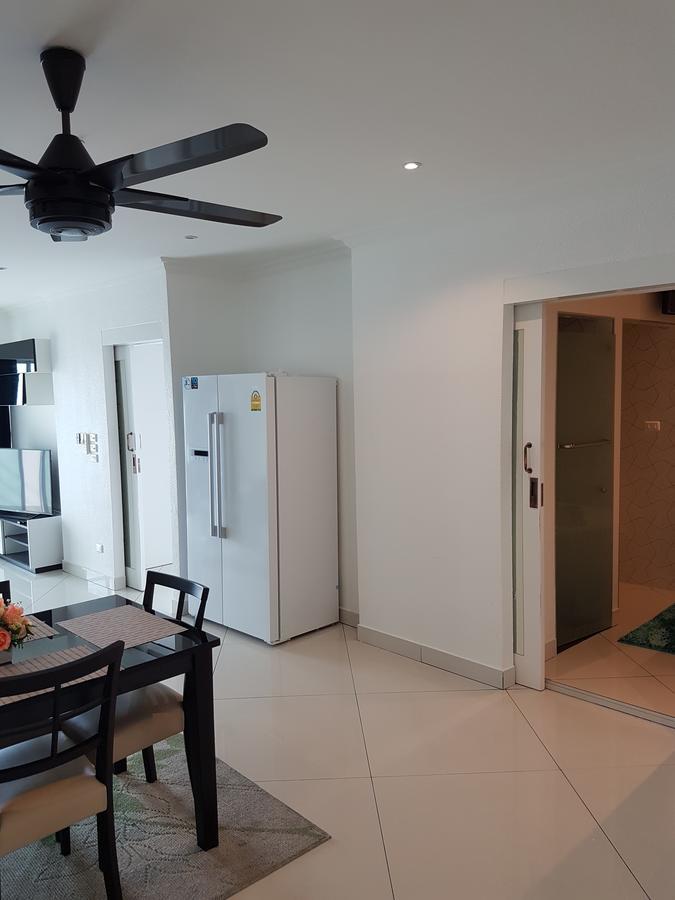 Vtsix Condo Service At View Talay 6 Condo Pattaya Esterno foto